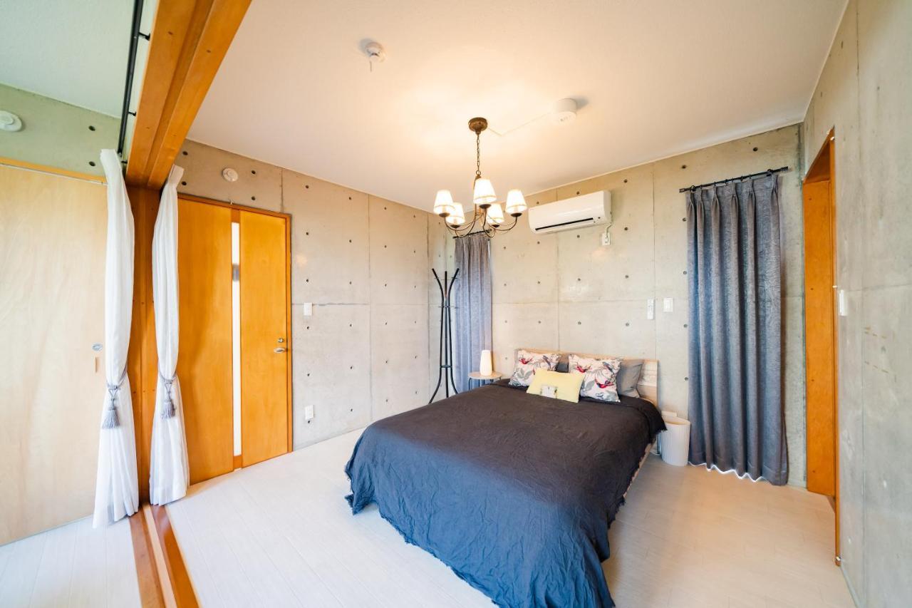 Em Tree House Villa Uruma Dış mekan fotoğraf